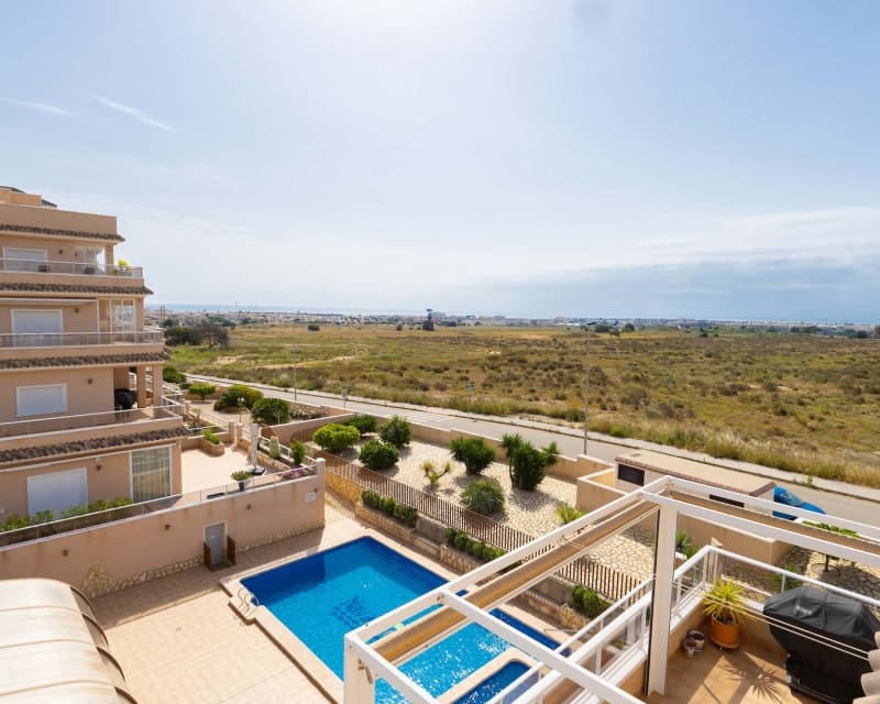 3 slaapkamer Appartement te koop in Villamartin met zwembad - € 360.000 (Ref: 9827753)