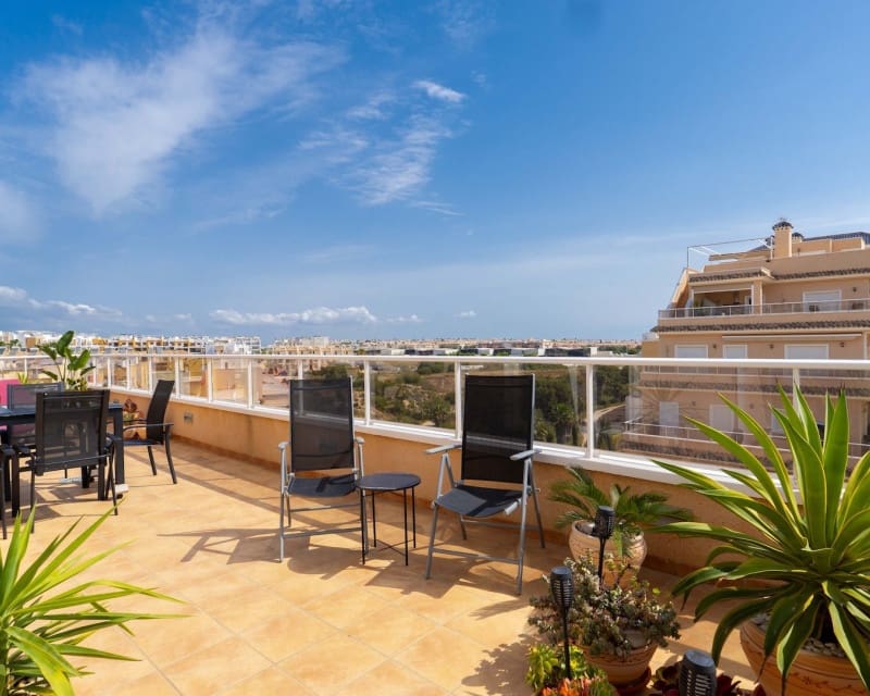 3 slaapkamer Appartement te koop in Villamartin met zwembad - € 360.000 (Ref: 9827753)