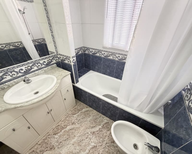 2 bedroom Townhouse for sale in Villamartin with pool - € 179,995 (Ref: 9827754)