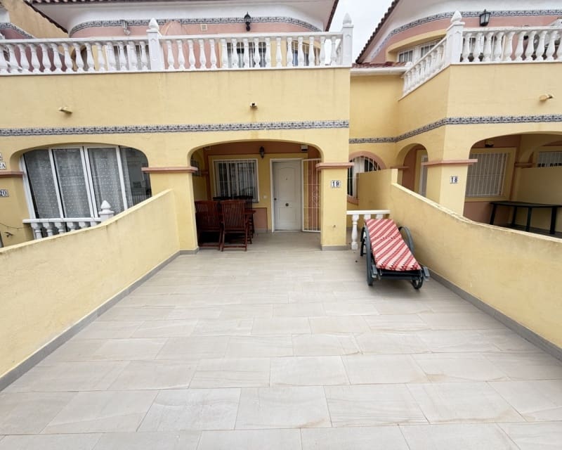 2 bedroom Townhouse for sale in Villamartin with pool - € 179,995 (Ref: 9827754)