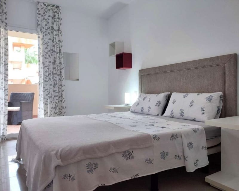 2 soveværelse Lejlighed til salg i Playa Flamenca med swimmingpool - € 273.000 (Ref: 9827758)