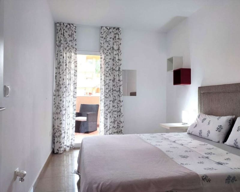 2 soveværelse Lejlighed til salg i Playa Flamenca med swimmingpool - € 273.000 (Ref: 9827758)
