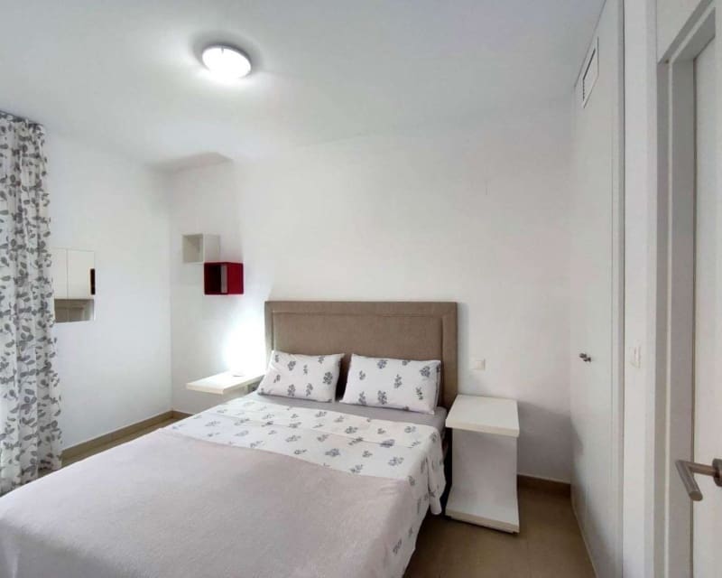 2 soveværelse Lejlighed til salg i Playa Flamenca med swimmingpool - € 273.000 (Ref: 9827758)