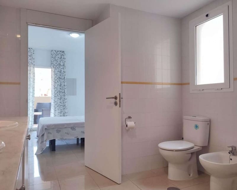 2 soveværelse Lejlighed til salg i Playa Flamenca med swimmingpool - € 273.000 (Ref: 9827758)