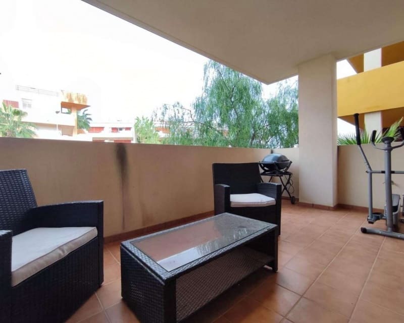 2 soveværelse Lejlighed til salg i Playa Flamenca med swimmingpool - € 273.000 (Ref: 9827758)