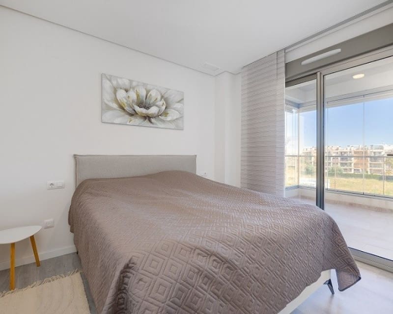 3 Zimmer Apartment zu verkaufen in Villamartin mit Pool - 299.000 € (Ref: 9827761)
