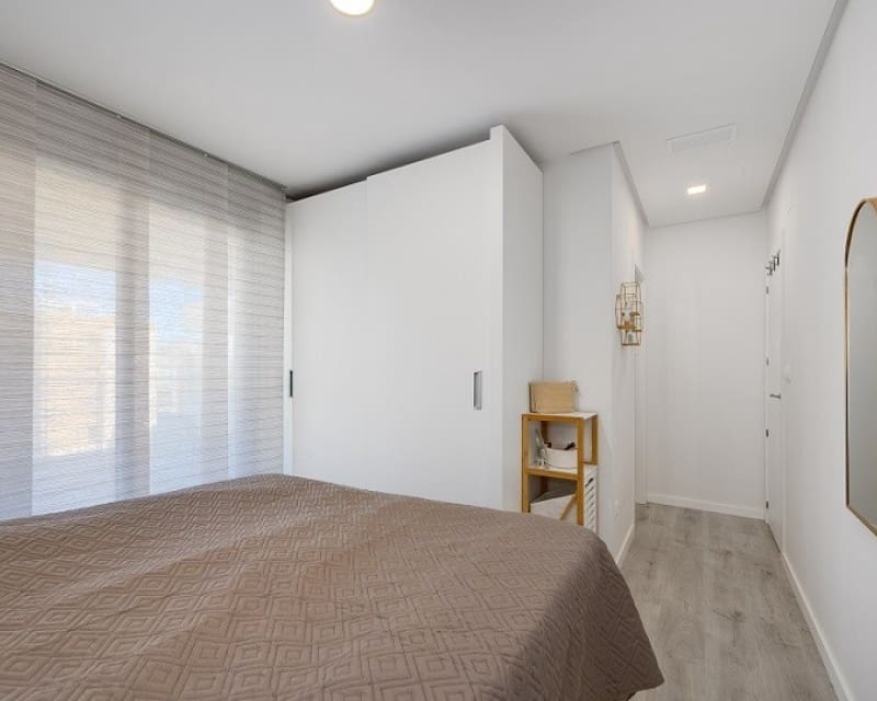 3 Zimmer Apartment zu verkaufen in Villamartin mit Pool - 299.000 € (Ref: 9827761)