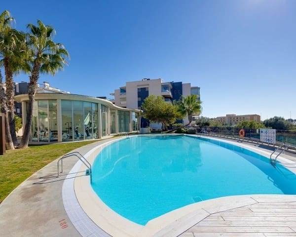 3 Zimmer Apartment zu verkaufen in Villamartin, Orihuela mit Pool - 299.000 € (Ref: 9827761)