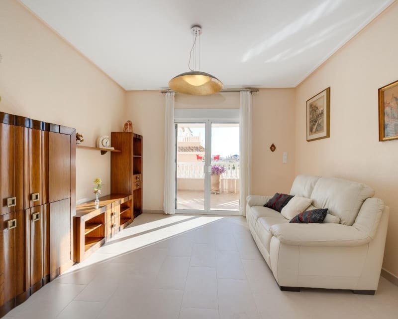 2 slaapkamer Bungalow te koop in Villamartin met zwembad - € 199.000 (Ref: 9827762)