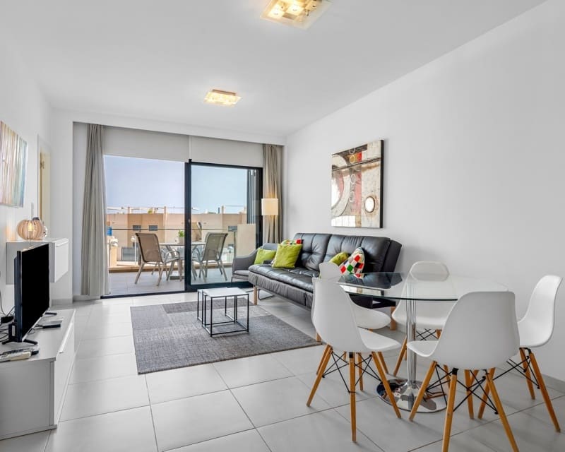 2 makuuhuone Huoneisto myytävänä paikassa La Zenia mukana uima-altaan - 249 900 € (Ref: 9827998)