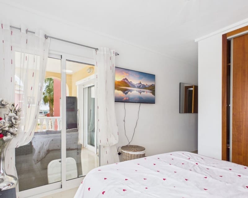 3 Zimmer Apartment zu verkaufen in Los Narejos mit Pool - 240.000 € (Ref: 9827999)