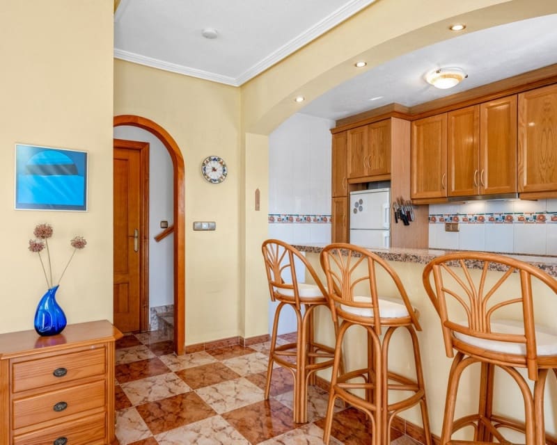 2 bedroom Villa for sale in Cabo Roig with pool - € 219,000 (Ref: 9856252)