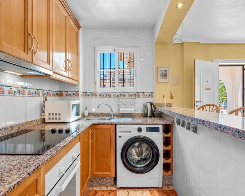 2 bedroom Villa for sale in Cabo Roig with pool - € 219,000 (Ref: 9856252)