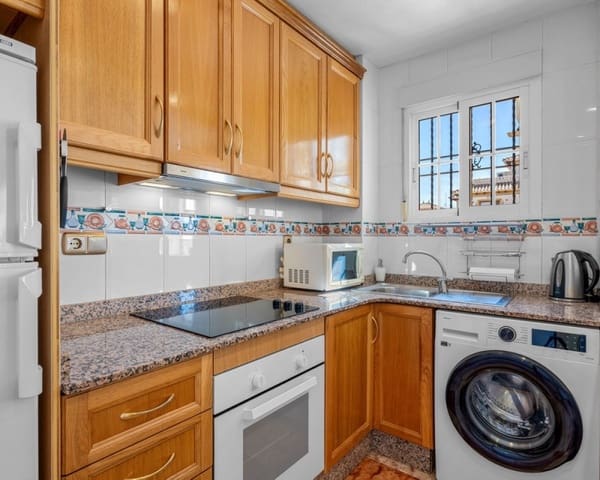 2 bedroom Villa for sale in Cabo Roig, Orihuela with pool - € 219,000 (Ref: 9856252)