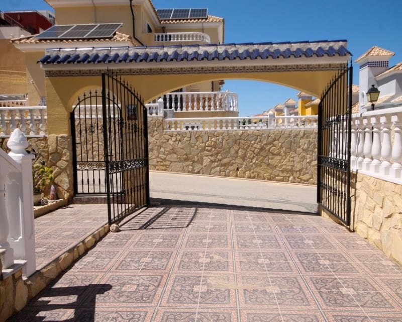 3 soverom Hus til salgs i Villamartin - € 255 000 (Ref: 9856253)