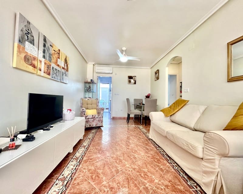 Apartamento de 2 habitaciones en La Zenia en venta con piscina - 190.900 € (Ref: 9860769)