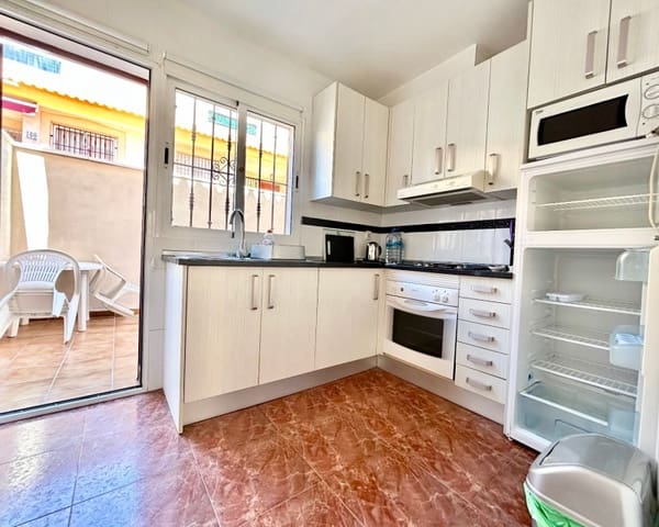 Apartamento de 2 habitaciones en La Zenia, Orihuela en venta con piscina - 190.900 € (Ref: 9860769)