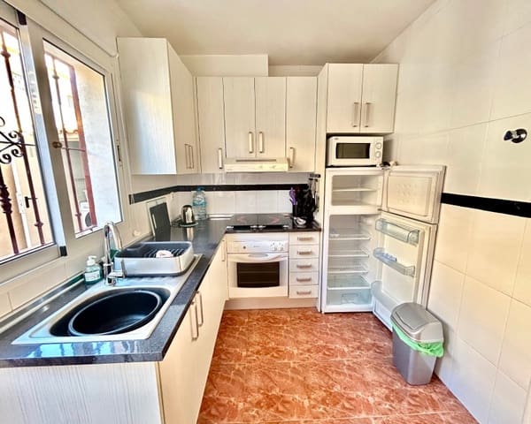 Apartamento de 2 habitaciones en La Zenia, Orihuela en venta con piscina - 190.900 € (Ref: 9860769)