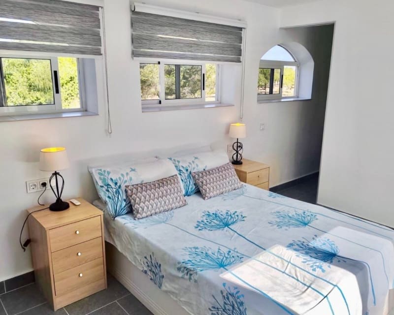 3 bedroom Bungalow for sale in Villamartin with pool - € 279,995 (Ref: 9860770)