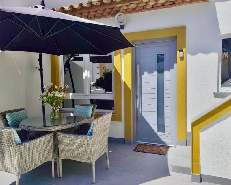 3 bedroom Bungalow for sale in Villamartin with pool - € 279,995 (Ref: 9860770)