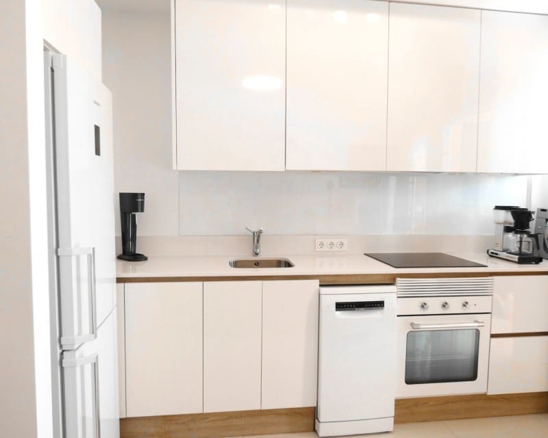 2 soveværelse Lejlighed til salg i Villamartin med swimmingpool - € 229.000 (Ref: 9860771)