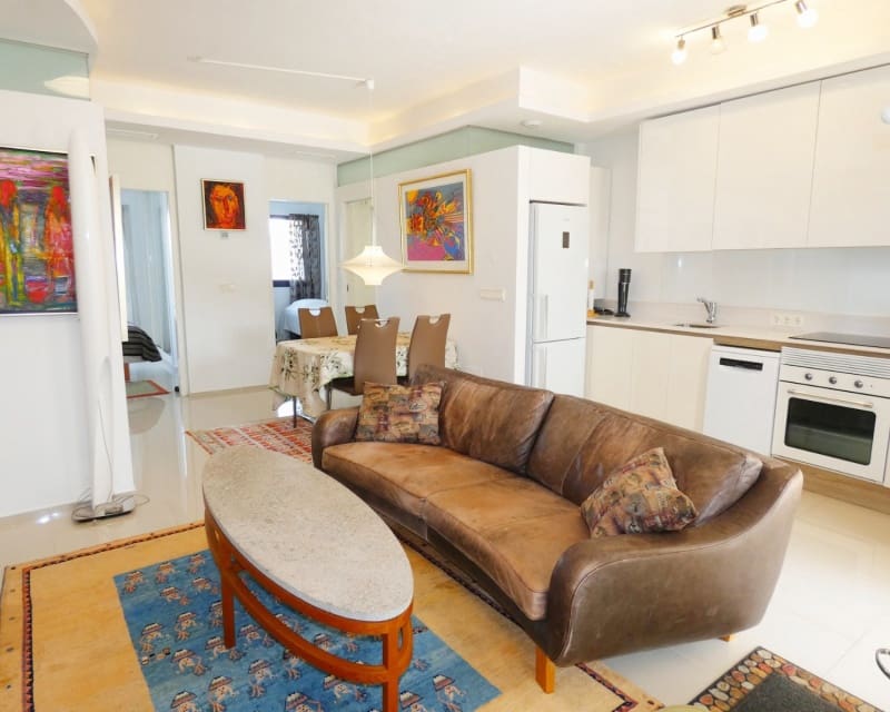 2 soveværelse Lejlighed til salg i Villamartin med swimmingpool - € 229.000 (Ref: 9860771)