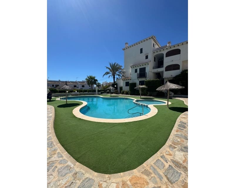 2 chambre Appartement à vendre à Cabo Roig avec piscine - 205 000 € (Ref: 9862118)