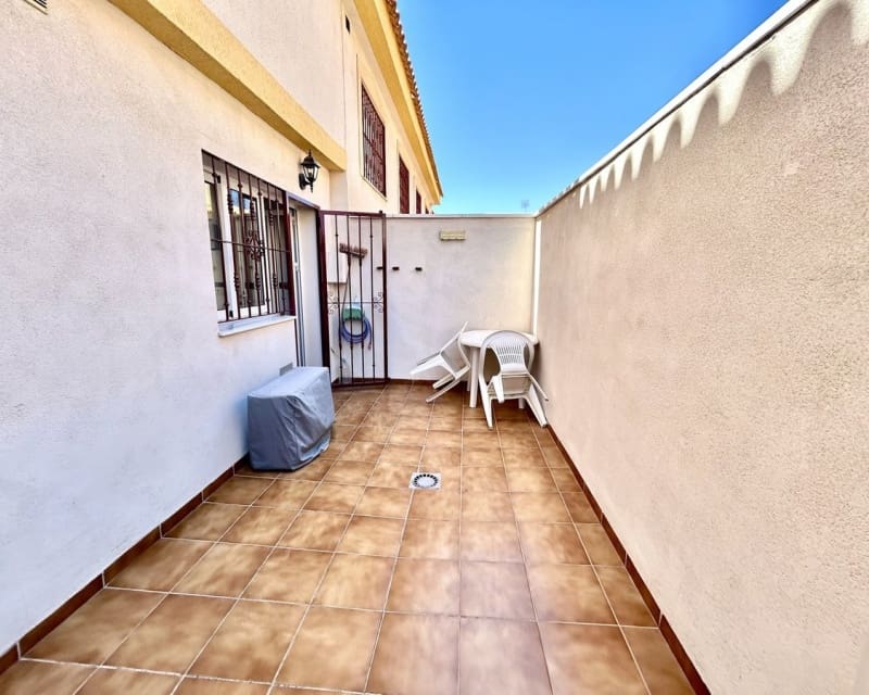 2 soveværelse Lejlighed til salg i La Zenia - € 190.900 (Ref: 9862430)