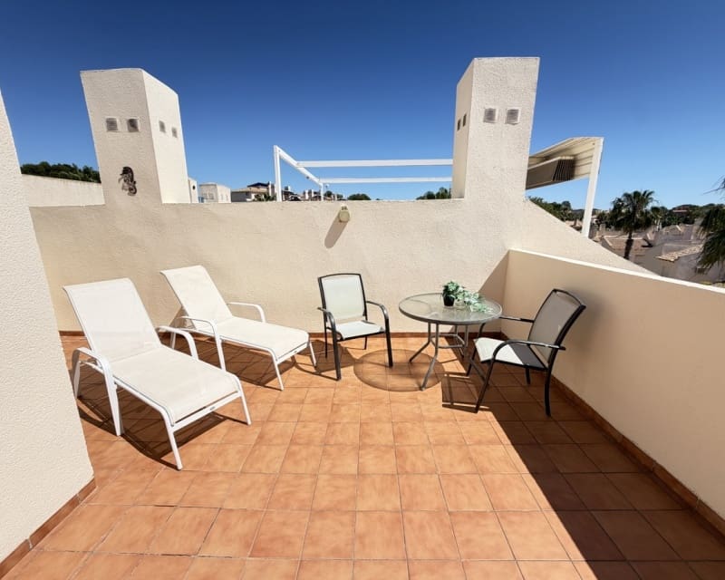 2 soverom Hus til salgs i Villamartin med svømmebasseng - € 234 000 (Ref: 9862432)