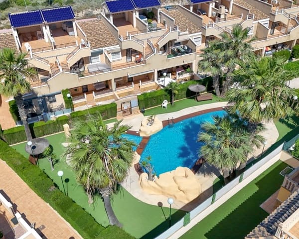 2 soveværelse Lejlighed til salg i Villamartin, Orihuela med swimmingpool - € 215.000 (Ref: 9862434)