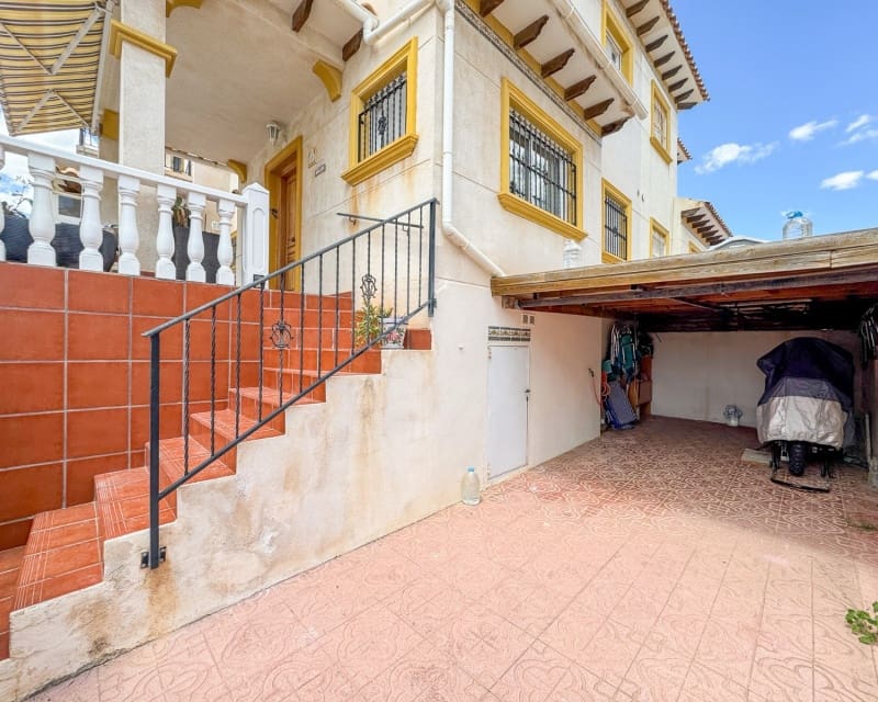 2 bedroom Villa for sale in Playa Flamenca with pool - € 209,000 (Ref: 9862435)