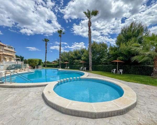 2 bedroom Villa for sale in Playa Flamenca, Orihuela with pool - € 209,000 (Ref: 9862435)