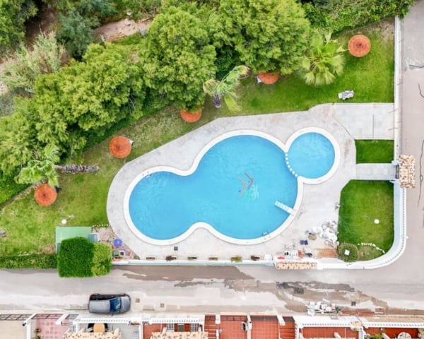 2 bedroom Villa for sale in Playa Flamenca, Orihuela with pool - € 209,000 (Ref: 9862435)