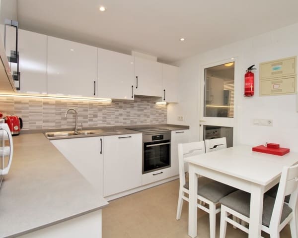 3 soveværelse Lejlighed til salg i Playa Flamenca, Orihuela med swimmingpool - € 225.000 (Ref: 9862439)