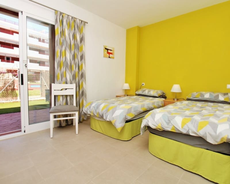 3 soveværelse Lejlighed til salg i Playa Flamenca med swimmingpool - € 225.000 (Ref: 9862439)