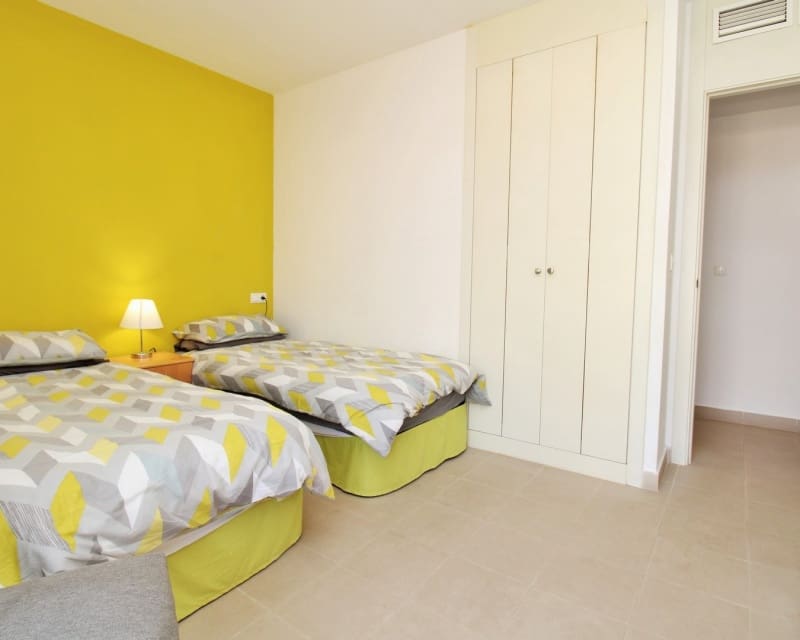 3 soveværelse Lejlighed til salg i Playa Flamenca med swimmingpool - € 225.000 (Ref: 9862439)