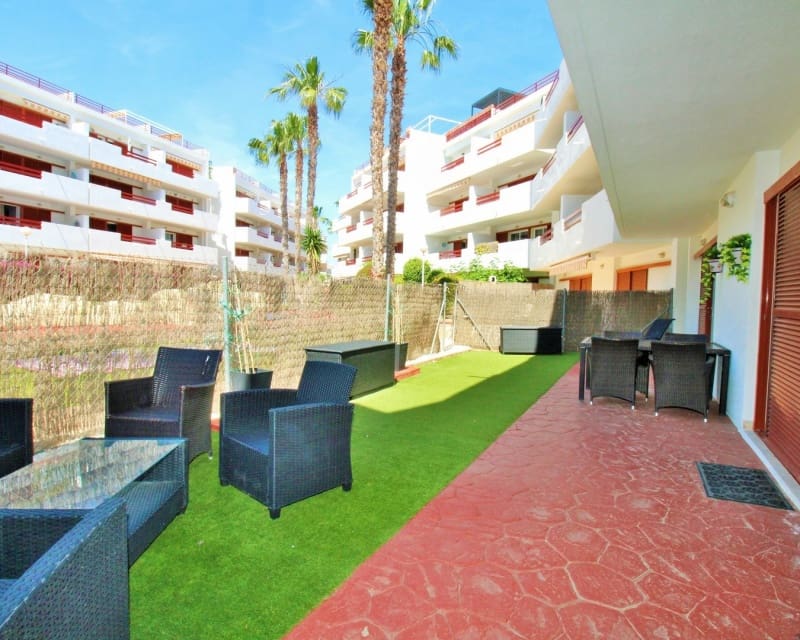 3 soveværelse Lejlighed til salg i Playa Flamenca med swimmingpool - € 225.000 (Ref: 9862439)
