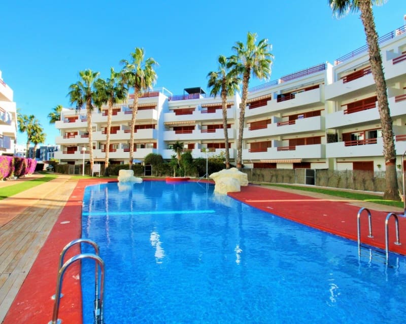3 soveværelse Lejlighed til salg i Playa Flamenca med swimmingpool - € 225.000 (Ref: 9862439)