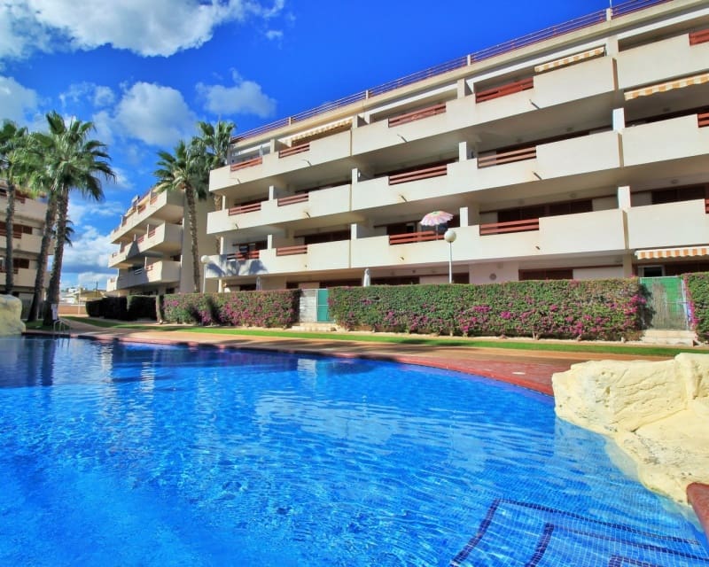 3 soveværelse Lejlighed til salg i Playa Flamenca med swimmingpool - € 225.000 (Ref: 9862439)