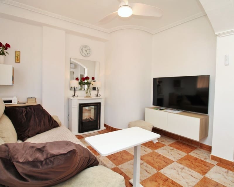 2 soveværelse Villa til salg i Cabo Roig med swimmingpool - € 219.900 (Ref: 9862440)