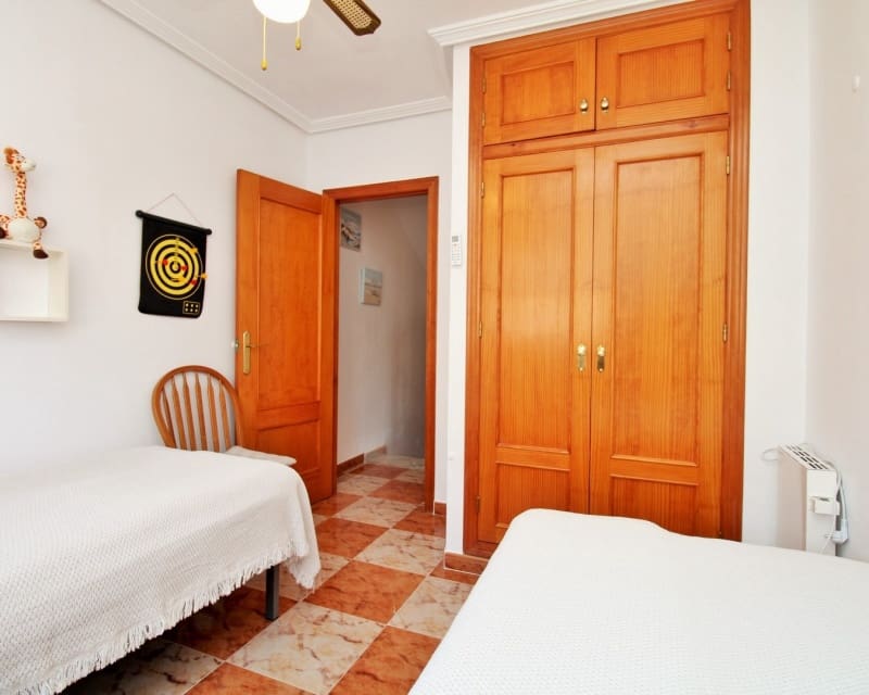 2 soveværelse Villa til salg i Cabo Roig med swimmingpool - € 219.900 (Ref: 9862440)