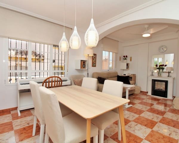 2 soveværelse Villa til salg i Cabo Roig, Orihuela med swimmingpool - € 219.900 (Ref: 9862440)