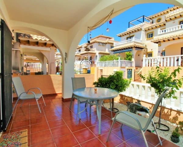 2 soveværelse Villa til salg i Cabo Roig, Orihuela med swimmingpool - € 219.900 (Ref: 9862440)