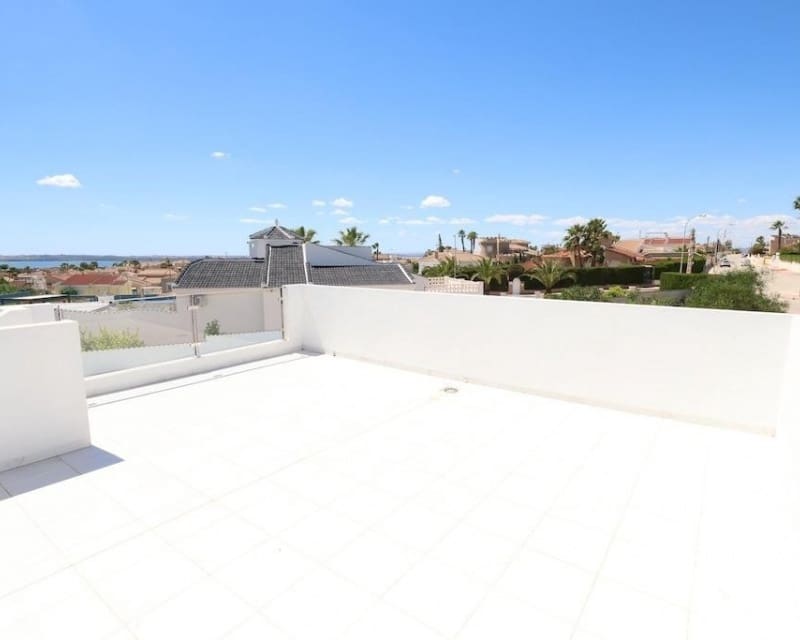 3 bedroom Villa for sale in Los Montesinos with pool - € 699,000 (Ref: 9874341)