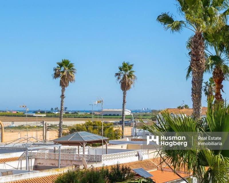 3 bedroom Apartment for sale in Los Alcazares - € 149,900 (Ref: 9874342)
