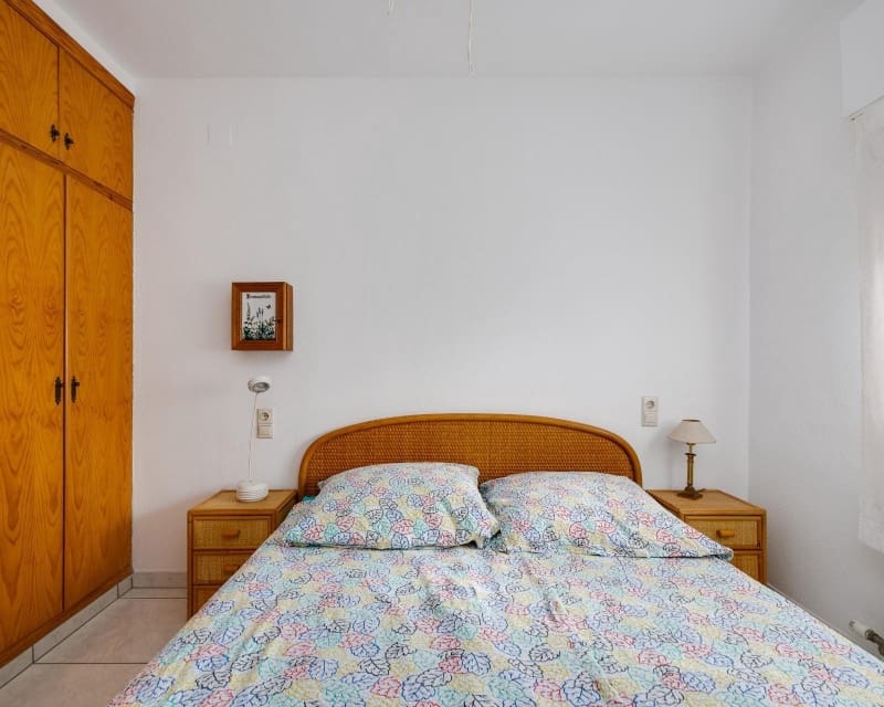 2 bedroom Villa for sale in La Florida - € 186,500 (Ref: 9874343)
