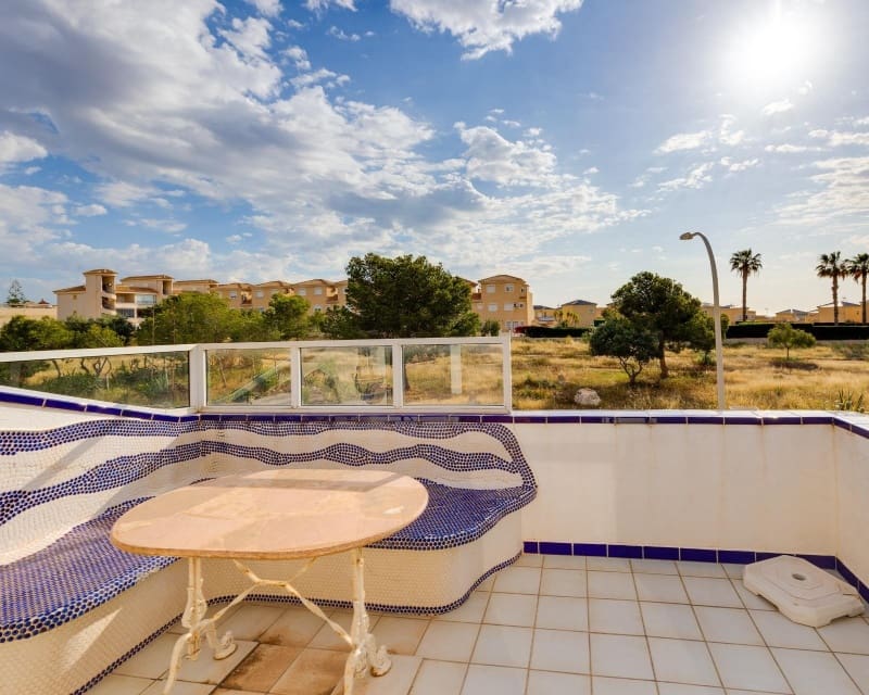 2 bedroom Villa for sale in La Florida - € 186,500 (Ref: 9874343)