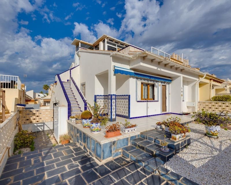 2 bedroom Villa for sale in La Florida - € 186,500 (Ref: 9874343)