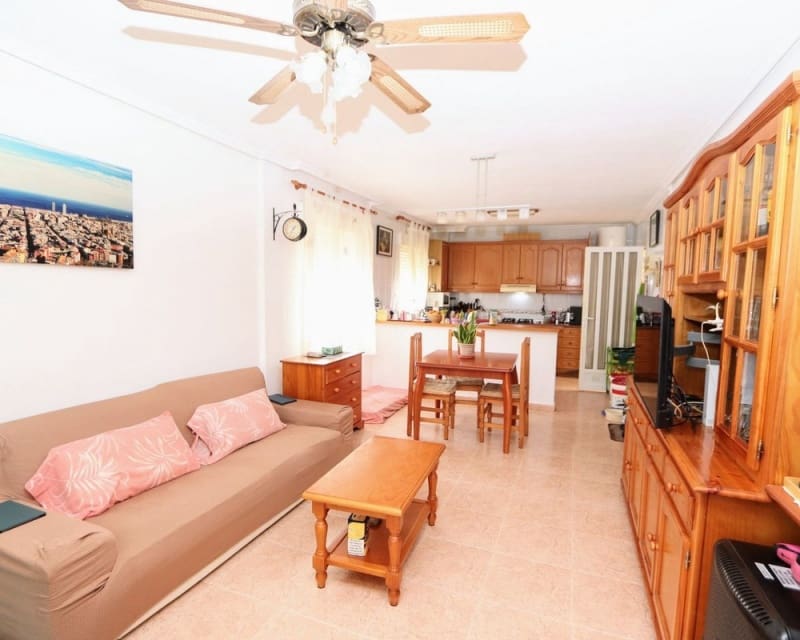 3 soveværelse Lejlighed til salg i Playa Flamenca med swimmingpool - € 194.000 (Ref: 9874345)
