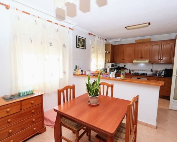 3 soveværelse Lejlighed til salg i Playa Flamenca, Orihuela med swimmingpool - € 194.000 (Ref: 9874345)